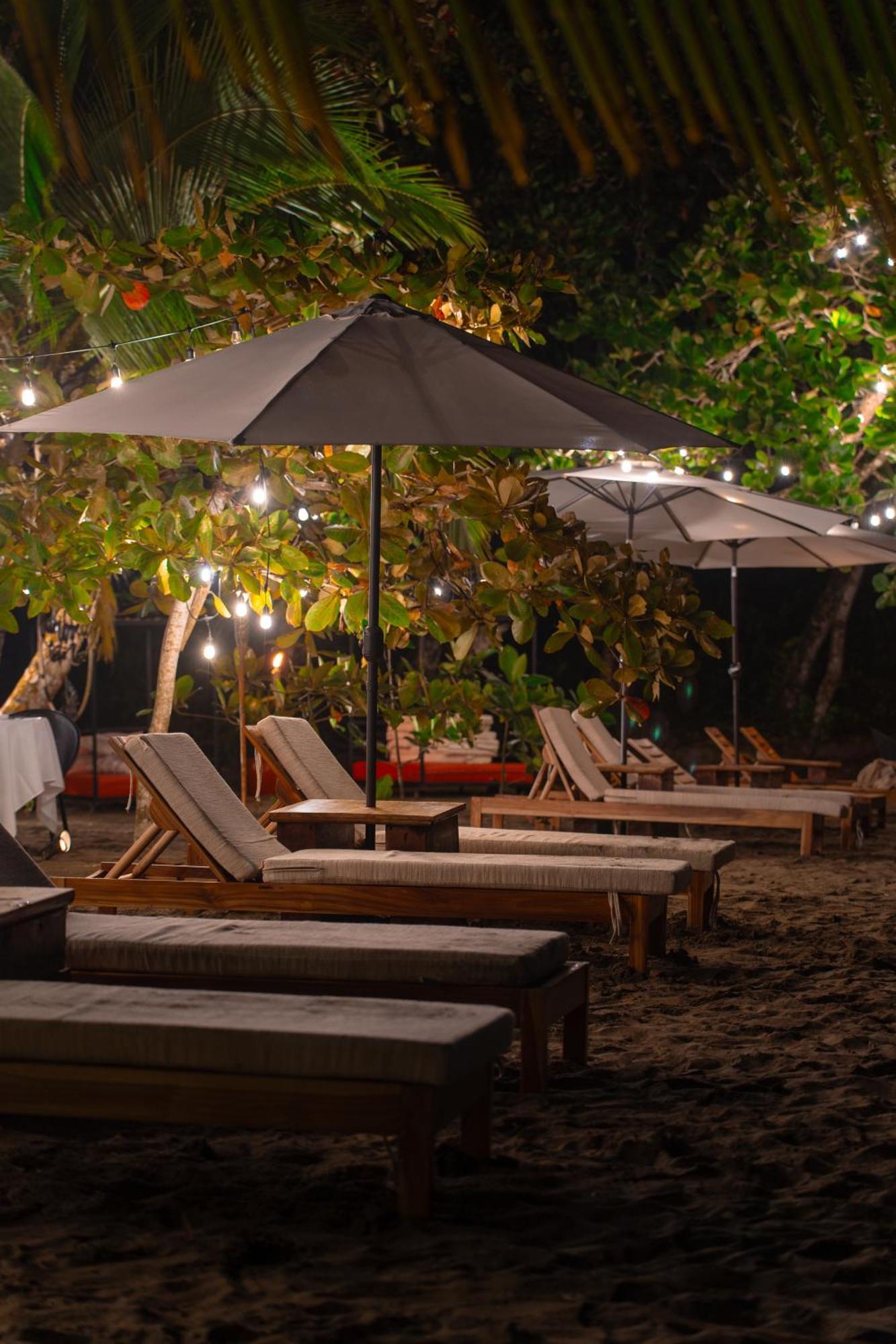 Awa Beach Hotel Puerto Viejo de Talamanca Exterior photo